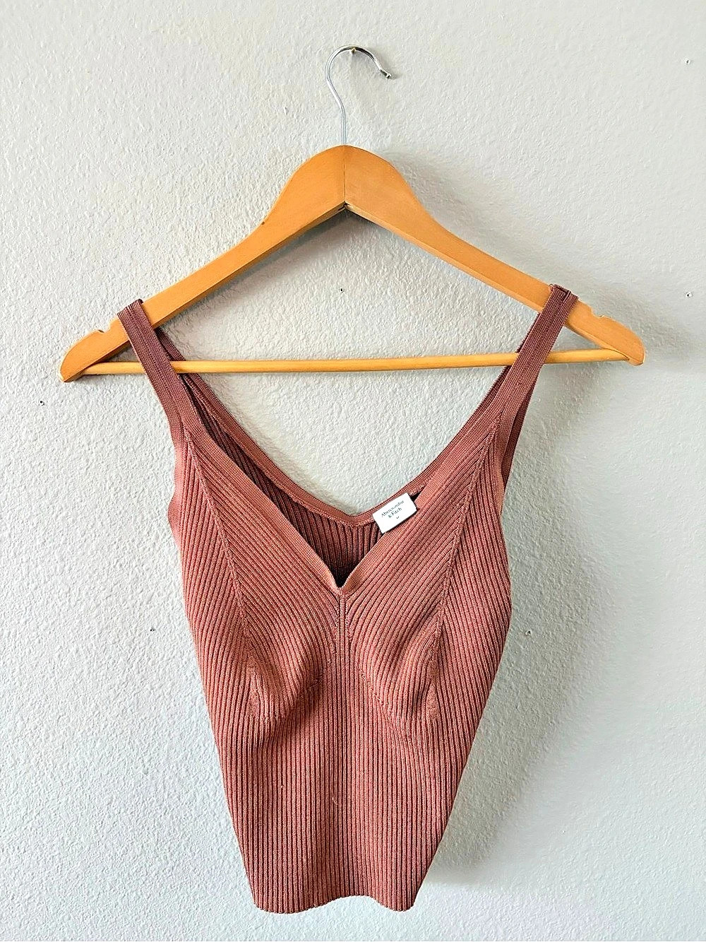 Abercrombie & Fitch Ribbed V-Neck Tank Top Brown